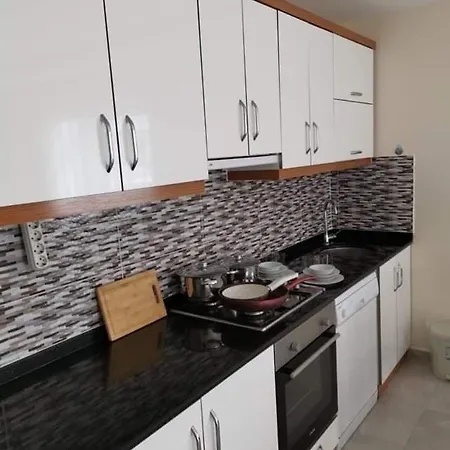 Апартаменты Simsek Apartman *