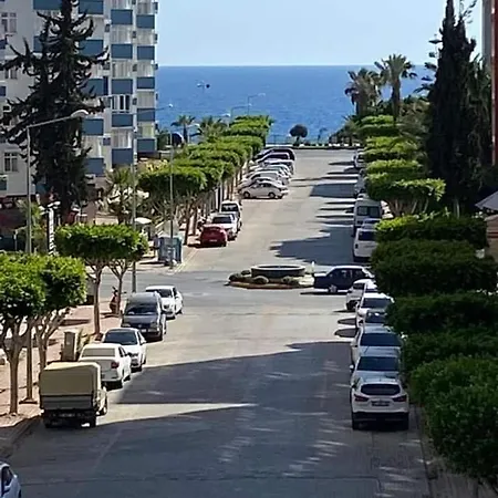 Simsek Apartman * Махмутлар